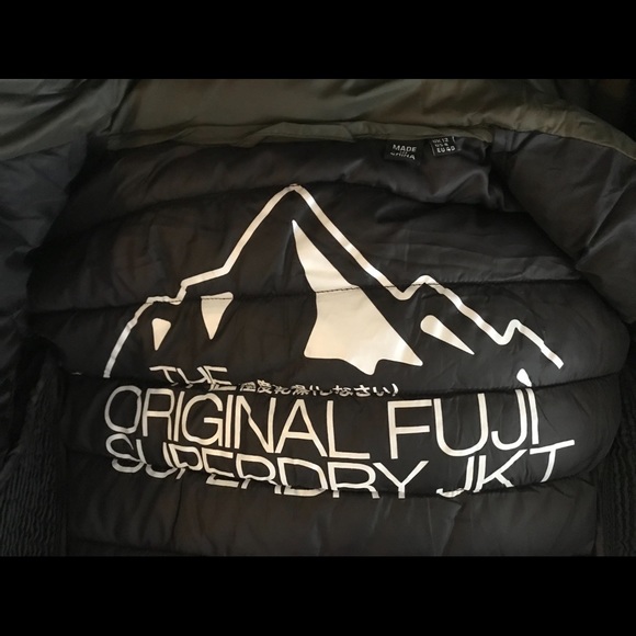 Superdry winter jacket - Picture 4 of 5